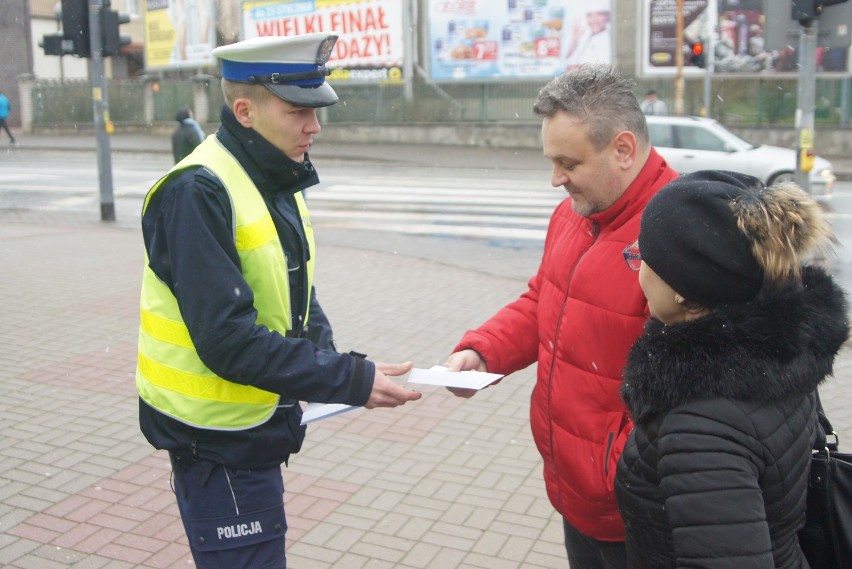 Policja w Kaliszu zamiast mandatów rozdawała zaproszenia na...