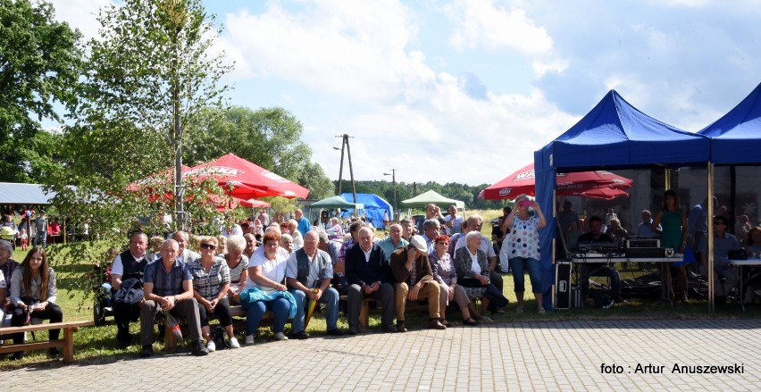 Muzyczne Spotkania z Folklorem w Pieskach [NOWE ZDJĘCIA]