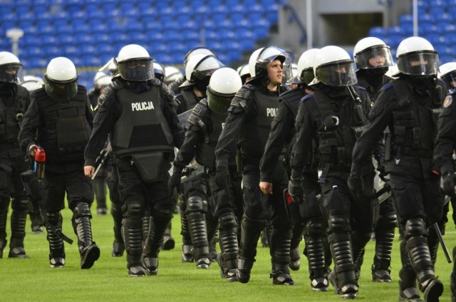 Burdy podczas meczu Lech Poznań - Legia Warszawa.