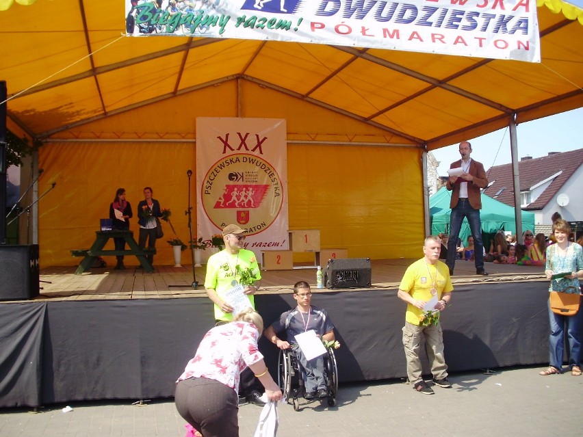 Pierwsze miejsce Artura Graczyka w półmaratonie "XXX...