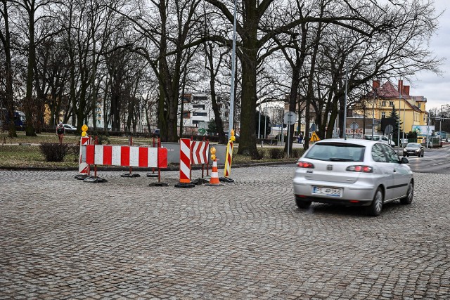 Utrudnienia wkrótce znikną ze skrzyżowania w centrum Leszna - deklarują Wodociągi Leszczyńskie.