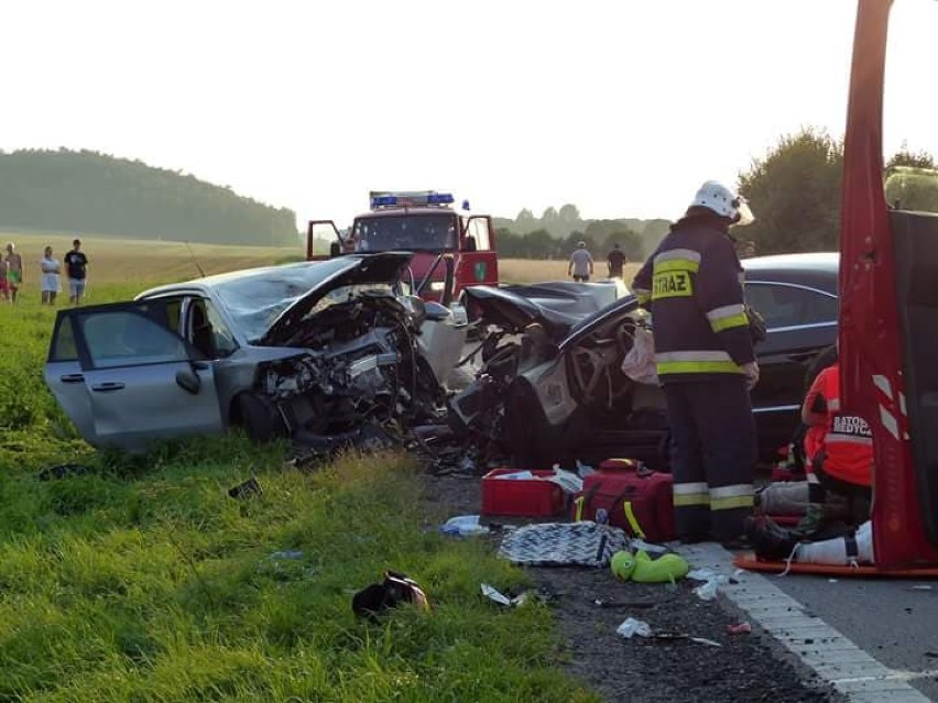 Pięć osób rannych w wypadku na trasie Godętowo-Wielistowo w gminie Łęczyce