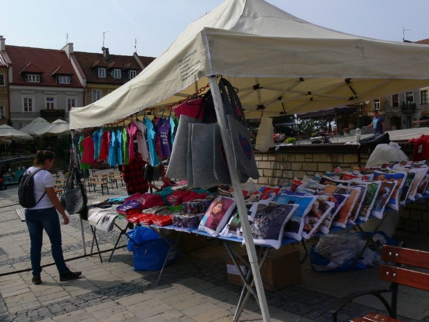 Ruszył I Festiwal Czekolady w Sandomierzu. Takie słodkości czekają na Rynku [ZDJĘCIA]