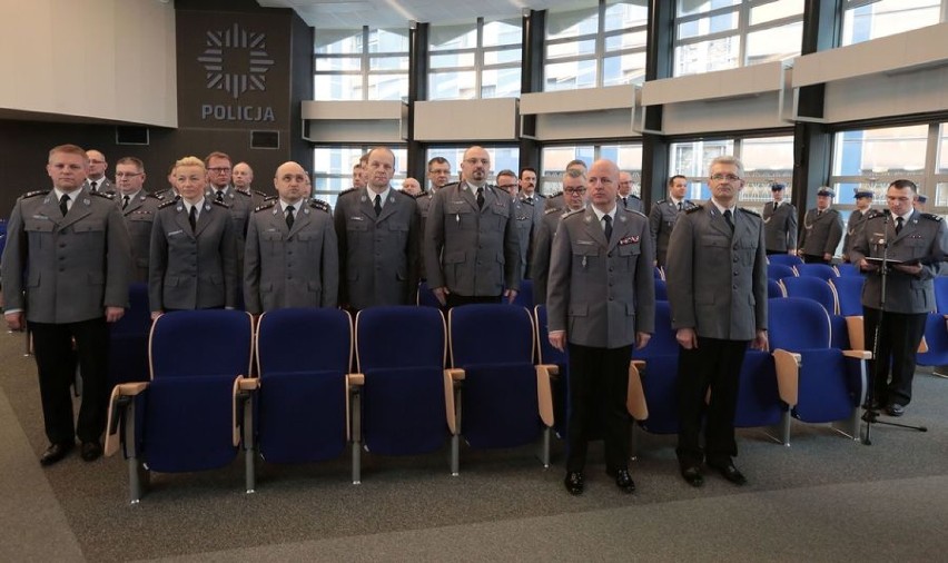 37 zasłużonych policjantów wyróżnionych przez Ministra [ZDJĘCIA, WIDEO]