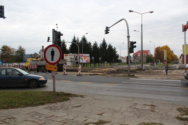 Chełm - trwa remont ul. Rejowieckiej. W czwartek została na skrzyżowaniu wyłączona sygnalizacja świetlna.