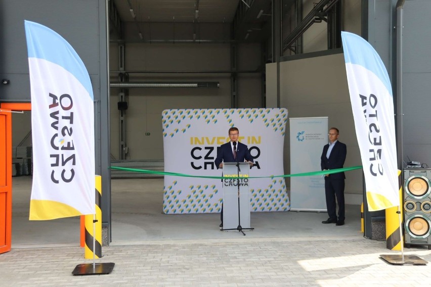 Nowa hala przemysłowa została oficjalnie otwarta

Zobacz...