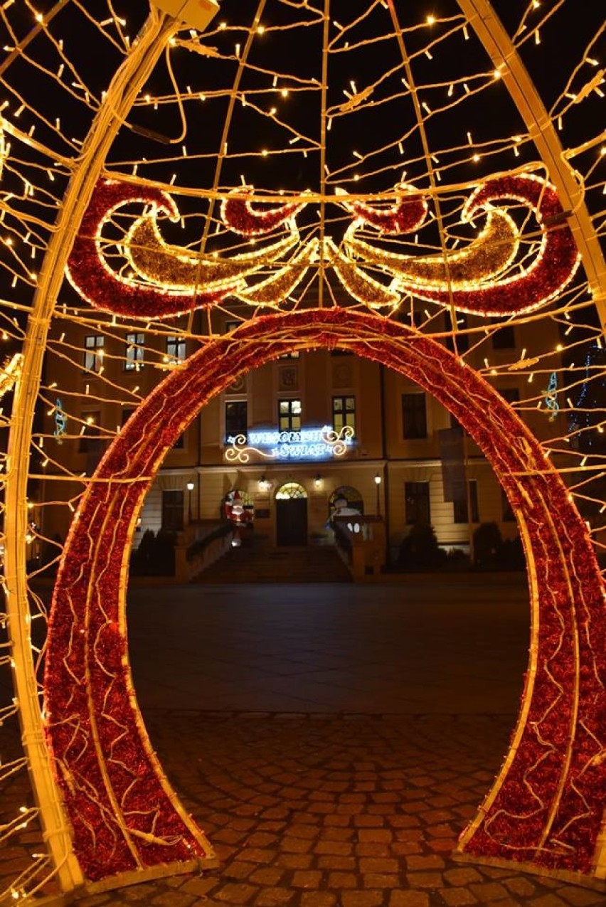Grodzisk Wielkopolski jest już gotowy na nadchodzące Święta Bożego Narodzenia [ZDJĘCIA]