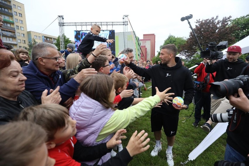 Główną postacią festynu był Lukas Podolski....