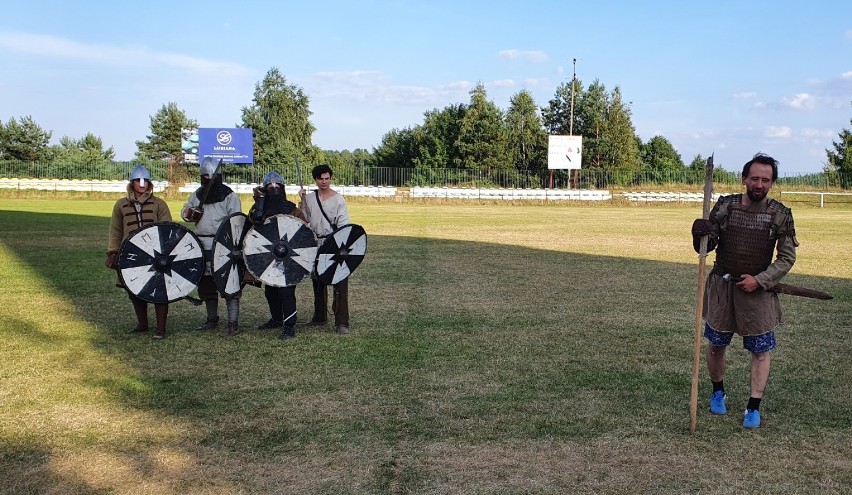 Wikingowie na stadionie w Łubianie - Wakacje z Ceramikiem [ZDJĘCIA]