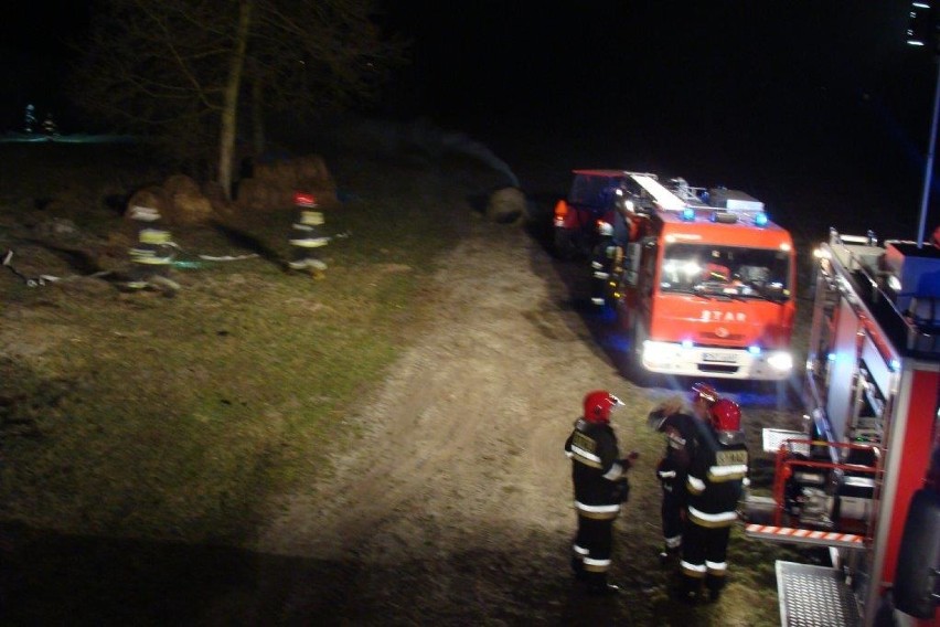 Glinno: Pożar stogu i samochodu