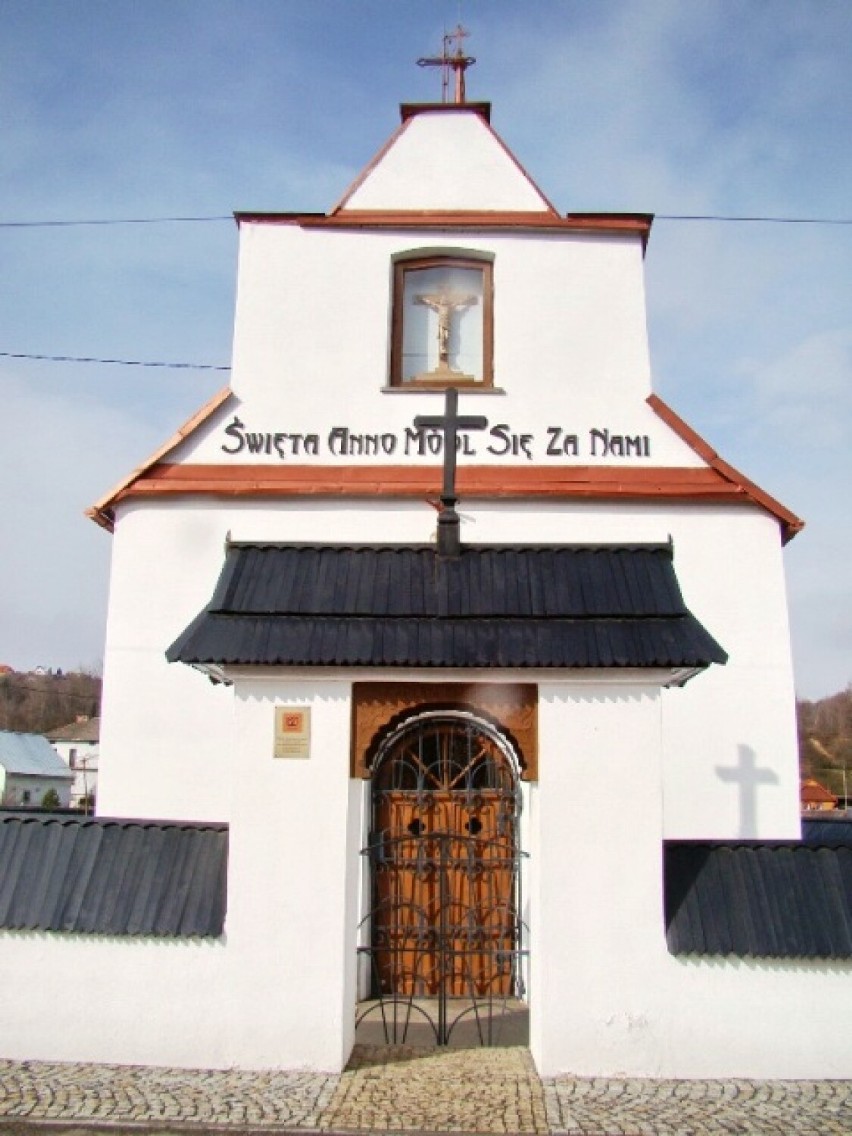 Zabytkowa kaplica św. Anny w Podegrodziu powstała w 1631...