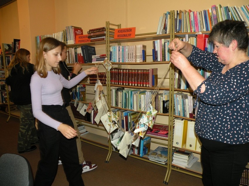 Kreatywne warsztaty w Miejskiej i Gminnej Bibliotece...