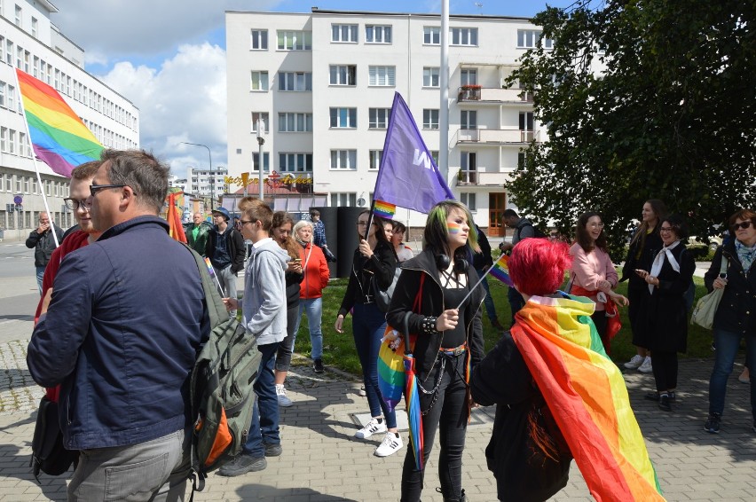 W walce o prawa osób LGBT, pracowników czy antyrasizm. Drugi Marsz Równych przeszedł ulicami Gdyni ZDJĘCIA