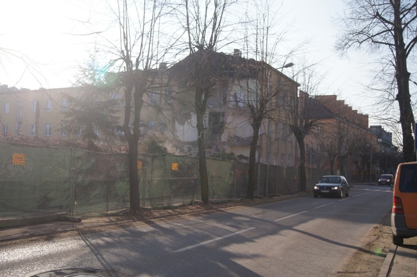 Rozbiórka "starego" szpitala w Radomsku