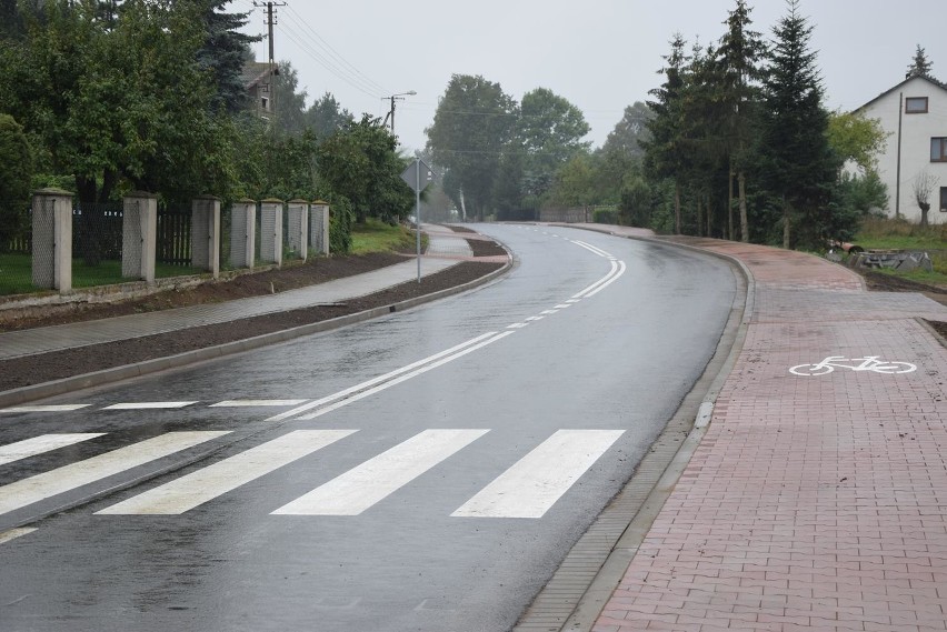 Droga w gminie Ostrówek już po remoncie za ponad 5 mln zł [FOTO] 