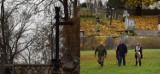 Suwałki. Mieszkańcy sprzątali zespół cmentarzy siedmiu wyznań