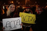 Gdańsk: Protest przed Urzędem Wojewódzkim w Gdańsku przeciwko ACTA