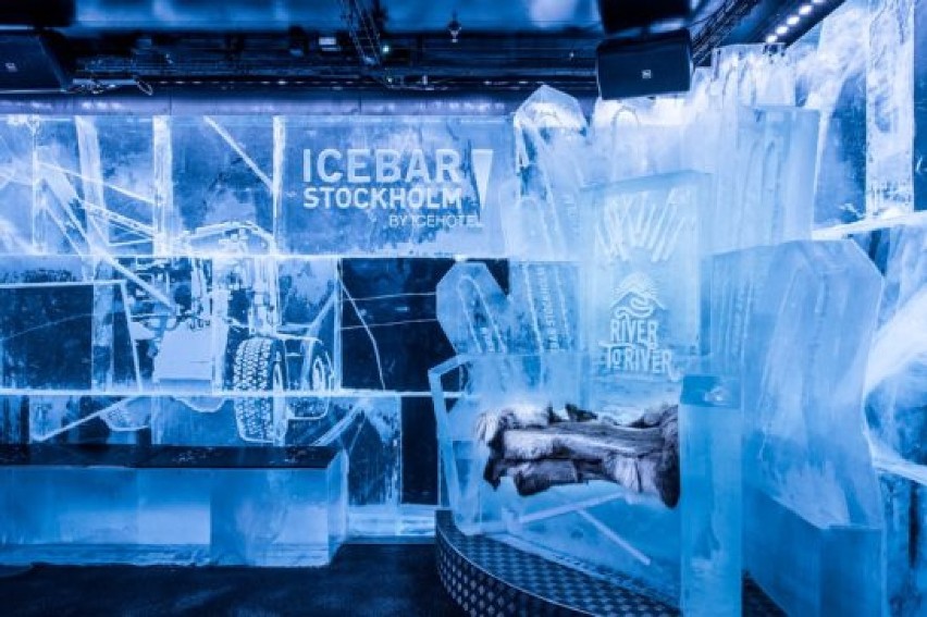 Szwedzki Ice Bar zbudowany w 2002 roku, jest pierwszym na...