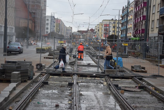 Remont ul. Sikorskiego ma potrwać do 24 maja tego roku.