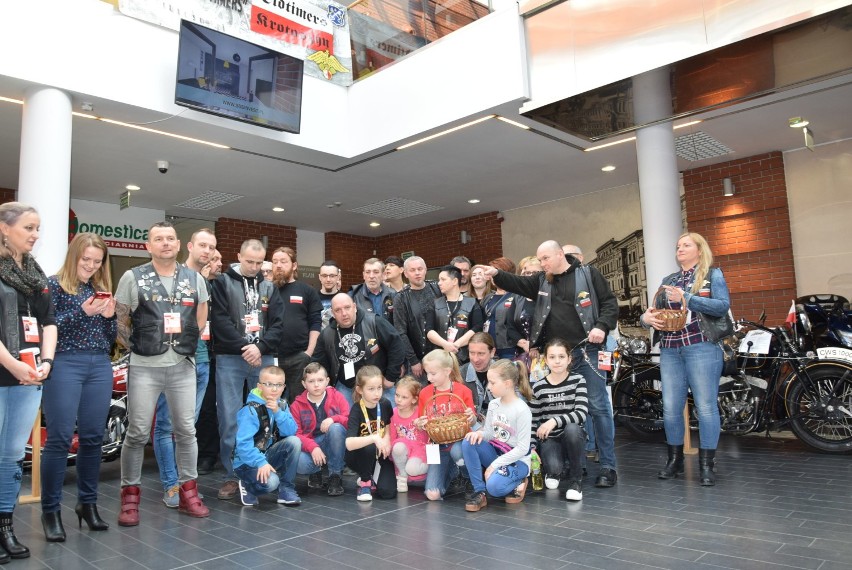 OLDTIMERS KROTOSZYN: Wystawa motocykli i kwesta na rzecz 10-letniego Filipa Tomaszewskiego [ZDJĘCIA]