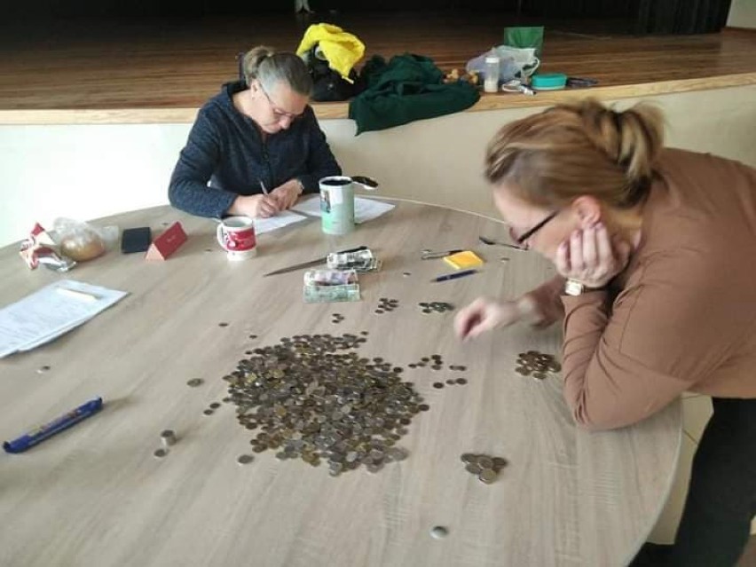 Mieszkańcy gminy Tłuchowo zorganizowali zbiórkę pieniędzy na...