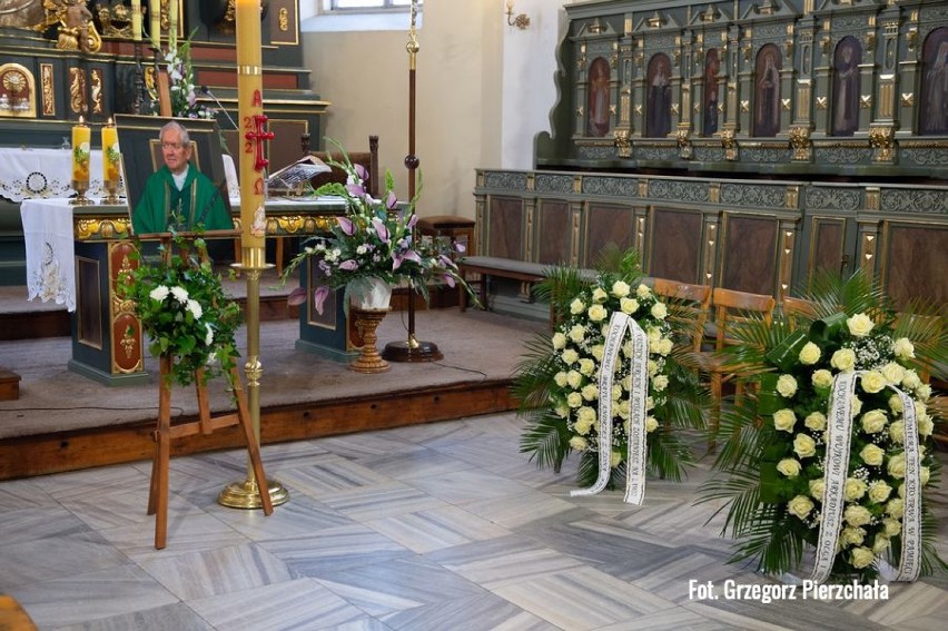 Msza święta żałobna w intencji zmarłego księdza Marka Spychały