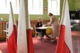 Inowrocław. Trwają wybory prezydenckie 2020. Zdjęcia z przebiegu głosowania w komisjach zlokalizowanych w SP nr 11
