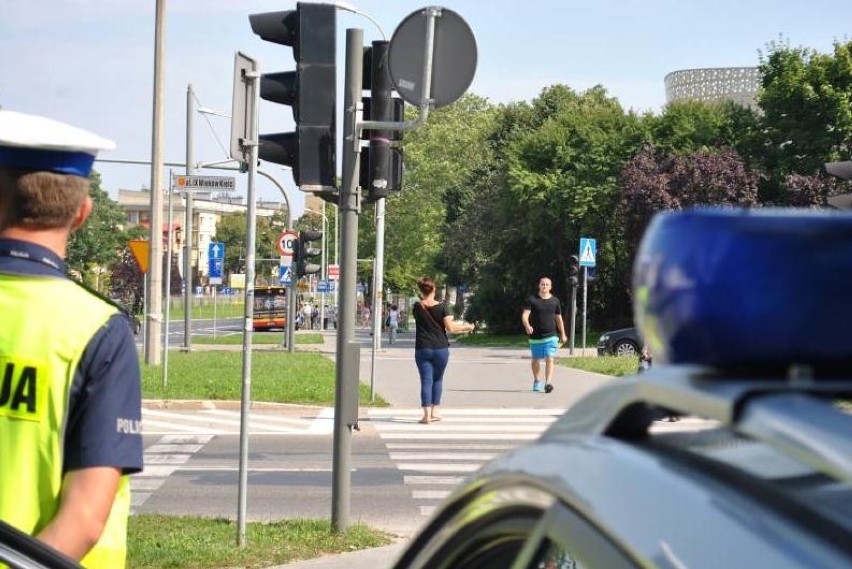 Policjanci z Kielc kontrolowali pieszych i rowerzystów