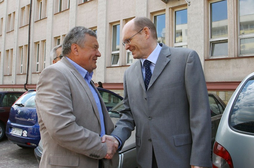 Byli prezydenci popierają inicjatywę referendalną w Piotrkowie