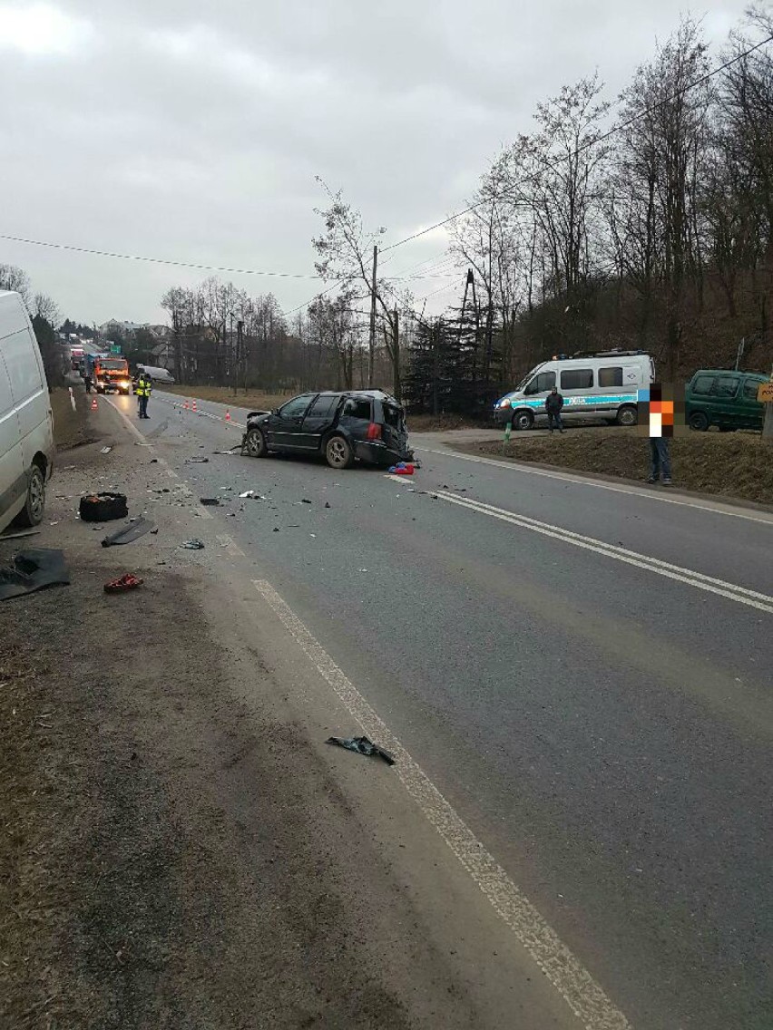 Wypadek w Tymowej. DK 75 Brzesko-Nowy Sącz zablokowana [ZDJĘCIA]
