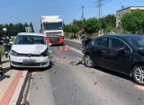 Wypadek na DW 977 koło Tarnowa. W Tarnowcu, na trasie z Tarnowa do Tuchowa, zderzyły się trzy samochody. Jedna osoba została ranna