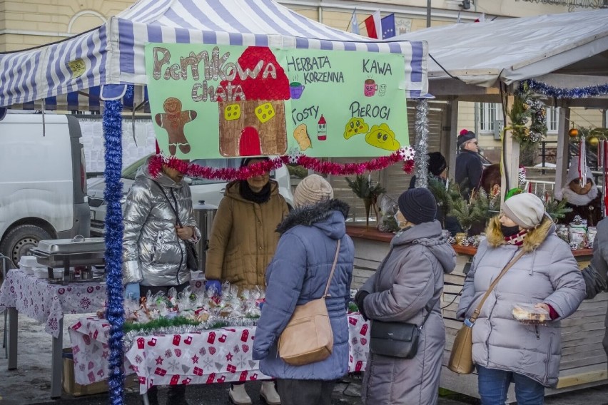 Jarmark Bożonarodzeniowy i I Parada Bajkowych Postaci w...