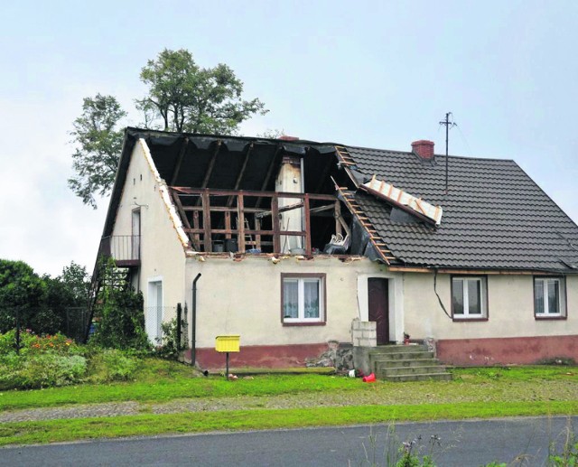 Sośno w powiecie sępoleńskim jest jedną z najbardziej zniszczonych gmin w Polsce. Nawałnica uszkodziła tutaj 400 budynków mieszkalnych i 760 budynków gospodarczych