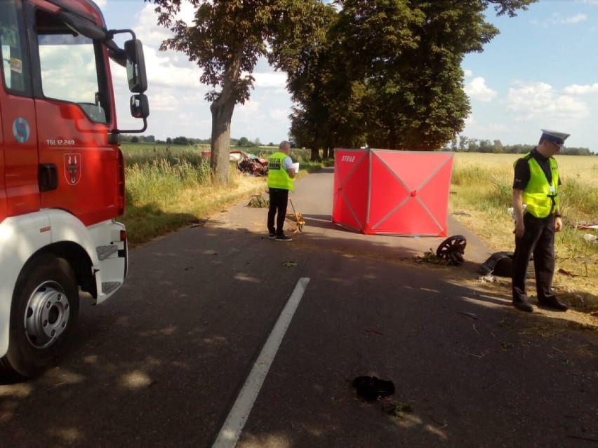 Śmiertelny wypadek w Nininie w gminie Ryczywół. Nie żyje rowerzysta [AKTUALIZACJA]