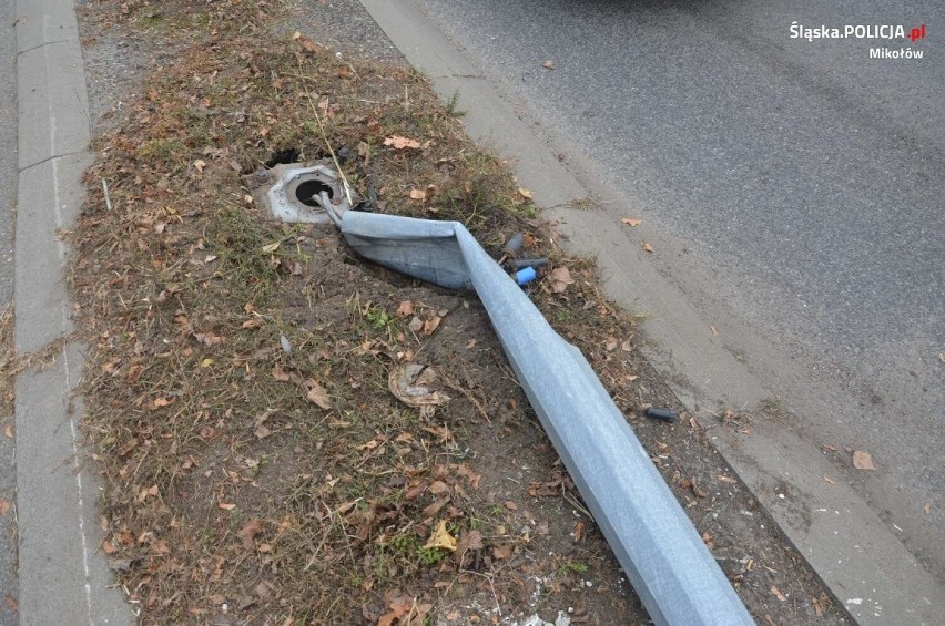Wypadek w Mikołowie. Doszło do potrącenia 17-latka na DK 81. Policja apeluje do kierowców o koncentrację na drodze!
