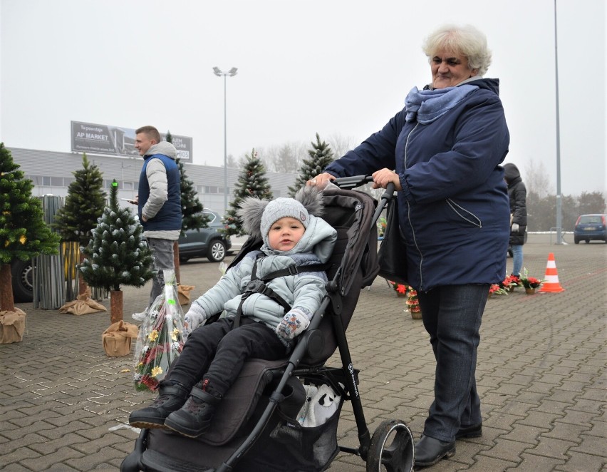 Bazar w Piotrkowie w pierwszą niedzielę adwentu. Są już...