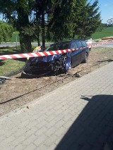 W południe doszło do wypadku w Fabianowie. Autem podróżowały cztery osoby, w tym dwoje małych dzieci 