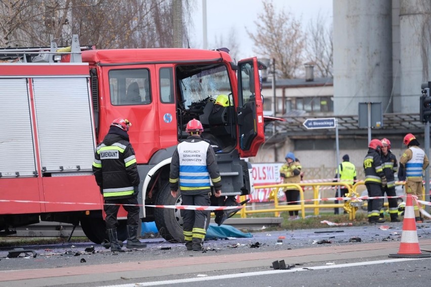 Wóz OSP z Czernikowa został kompletnie zniszczony podczas...