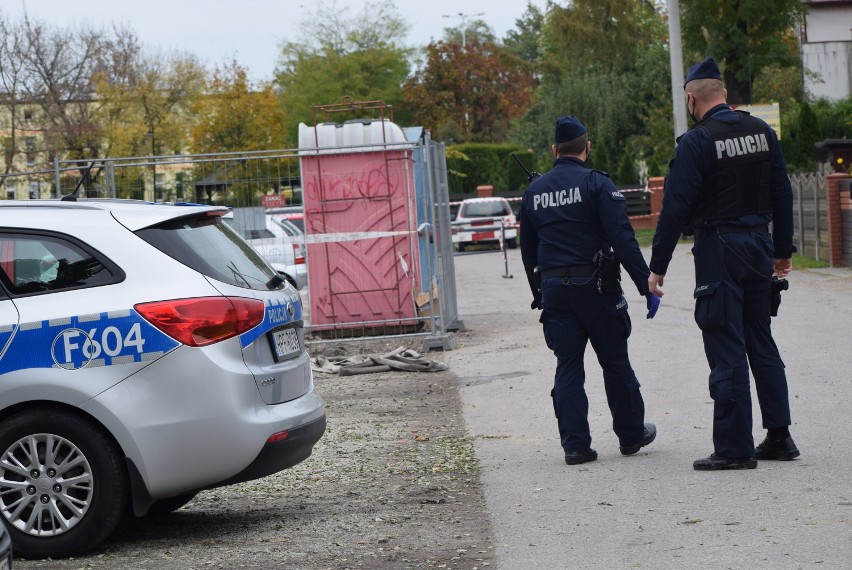 Pocisk moździerzowy przy ulicy Polnej.Ewakuacja MOPS