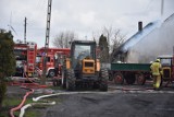 Duży pożar budynku inwentarskiego w Gruntowicach w powiecie wągrowieckim 