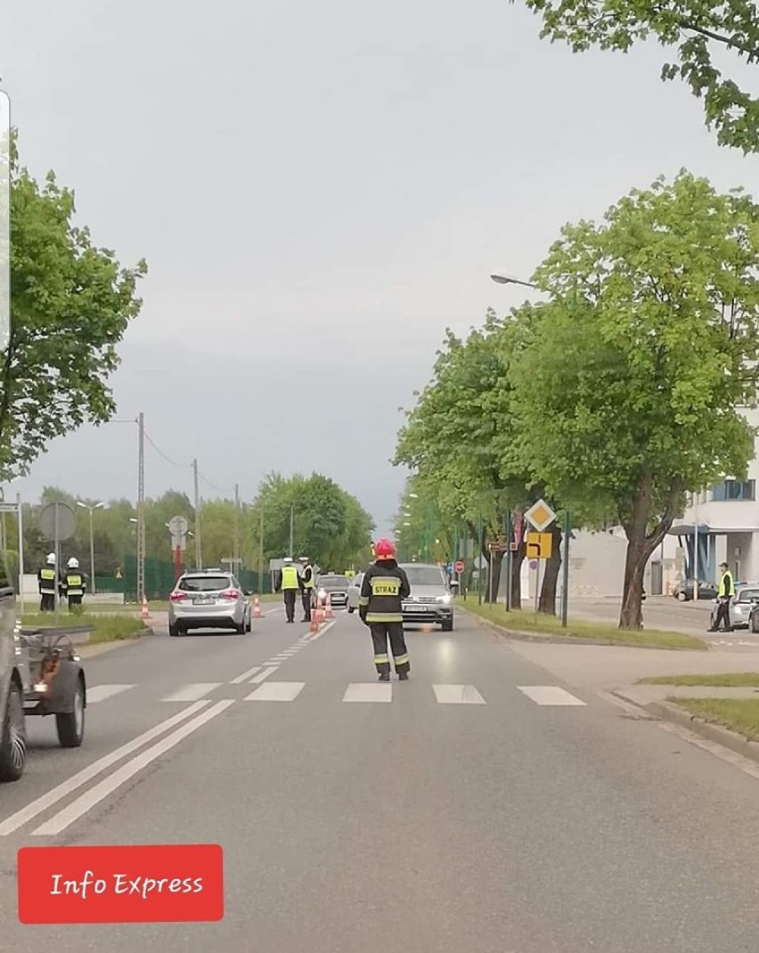 Wypadek na skrzyżowaniu ul. Klonowej i Powstańców Śląskich w...