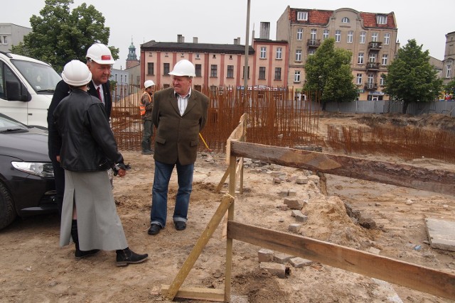 Rewitalizacja targowiska w Gnieźnie według planu ma się zakończyć w przyszłym roku.