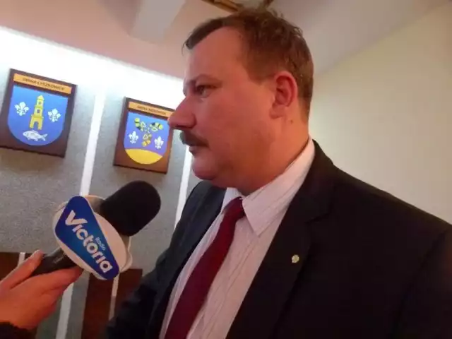 Po podwyżce starosta Krzysztof Figat ma zarabiać miesięcznie 11.940 zł brutto