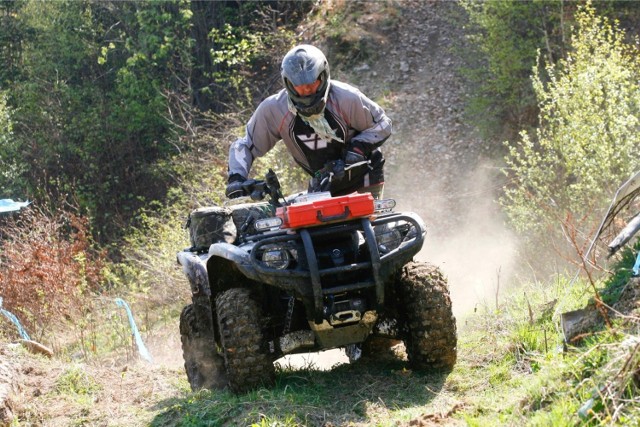 Wielbiciele off-roadu chętnie zapłaciliby nawet kilkaset złotych miesięcznie za możliwość jeżdżenia po lesie