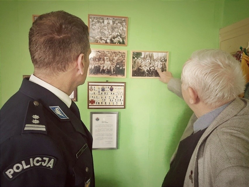 Opolscy policjanci pamiętają o swoich poprzednikach. Złożyli hołd twórcy polskiej policji