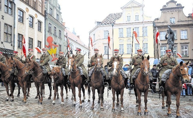 Ułani na Starym Rynku w Poznaniu