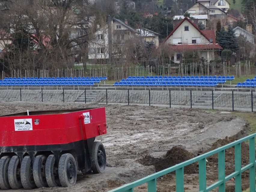 Stadion w Krośnie to dzisiaj jeden wielki plac budowy....