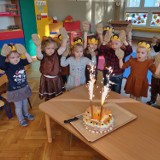 Uroczysty Dzień pluszowego misia w przedszkolu nr 5 "Misiowa gromadka" w Zduńskiej Woli ZDJĘCIA