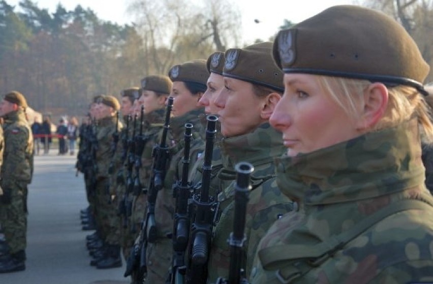 Największa przysięga w 9. Łódzkiej Brygadzie Obrony Terytorialnej [ZDJĘCIA]