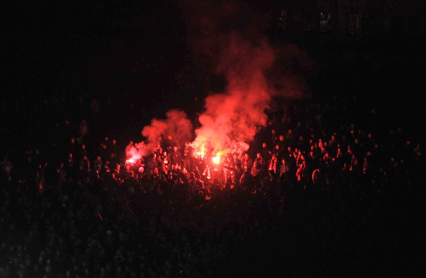 Bojkot meczu Wisła Kraków - Górnik Zabrze. Protest kibiców Wisły Kraków [ZDJĘCIA]